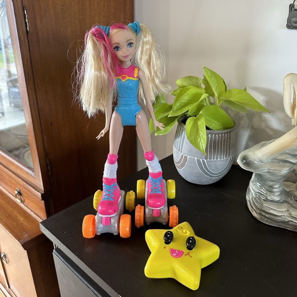 Barbie Roller Skating Edition Video Game Hero with Remote Control Mattel Read‎